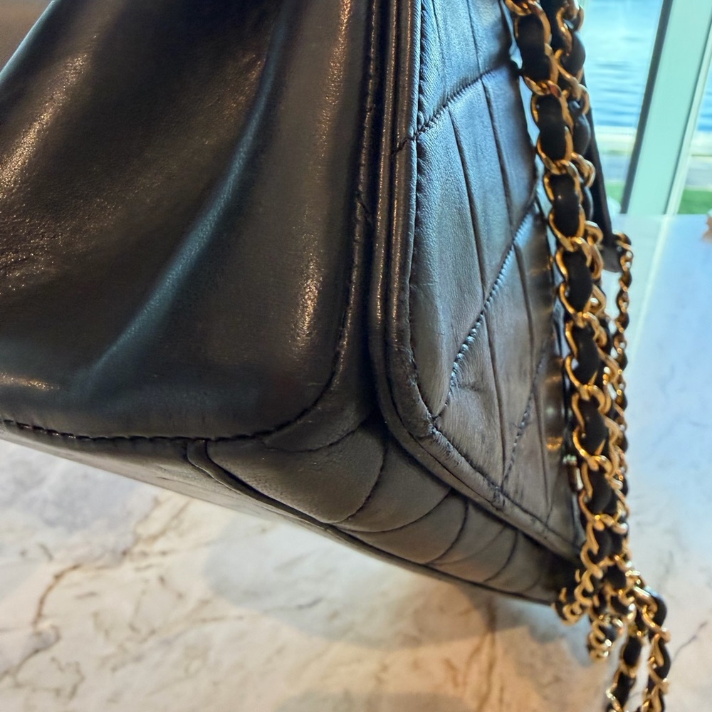 Chanel Quilted Lambskin Single Flap Shoulder Bag in Black with Gold Hardware - Picture 11 of 17